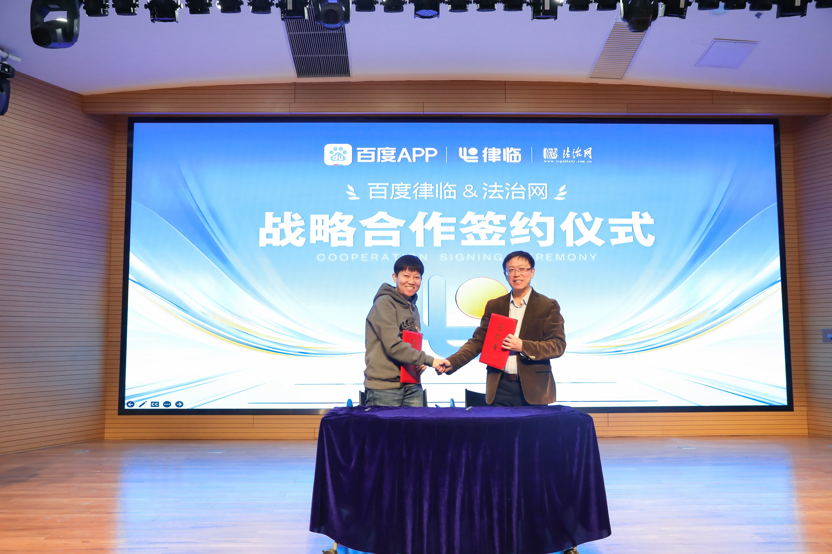 60a2e683d26eeaa4065be8c533886f6.jpg 60a2e683d26eeaa4065be8c533886f6.jpg