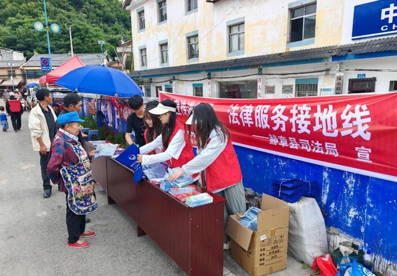 活動(dòng)現(xiàn)場.jpg 活動(dòng)現(xiàn)場.jpg