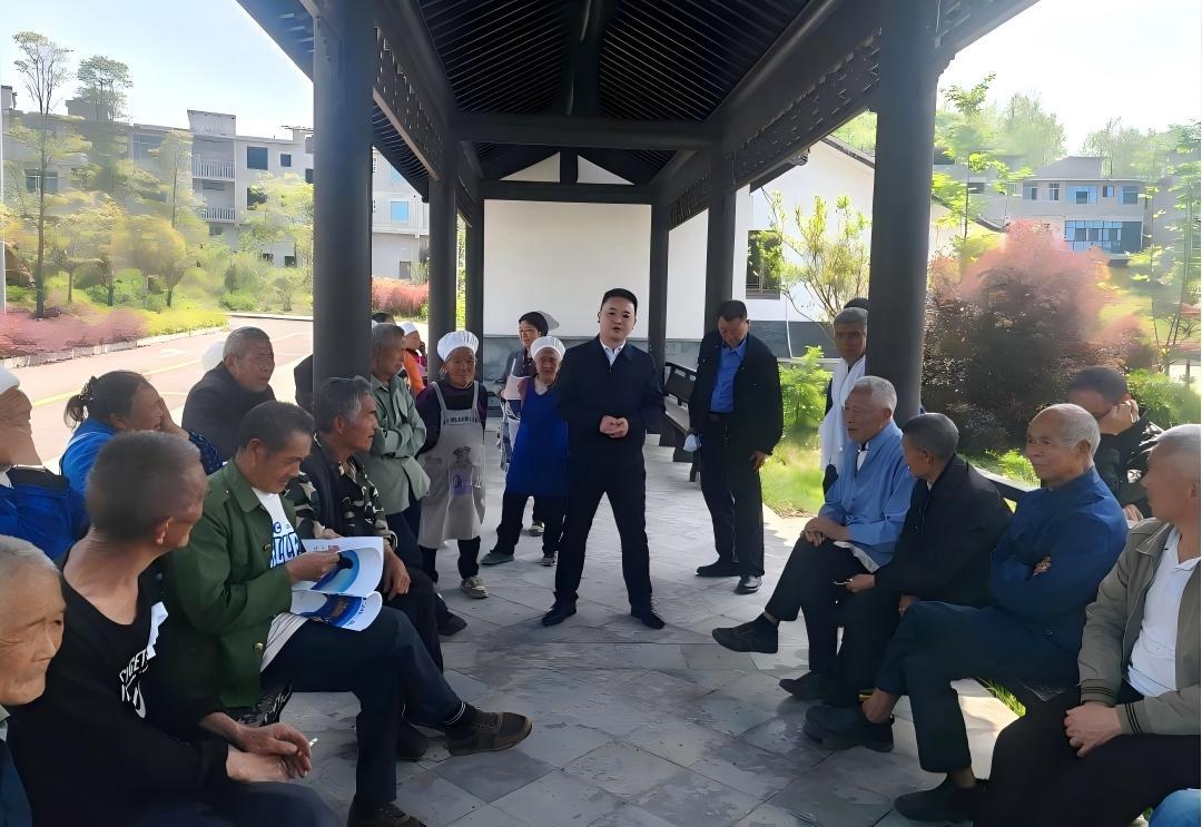 圖2普法現(xiàn)場.jpg 圖2普法現(xiàn)場.jpg