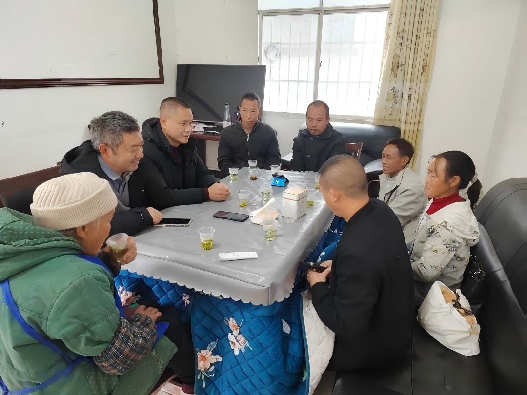 圖1普法現(xiàn)場.jpg 圖1普法現(xiàn)場.jpg