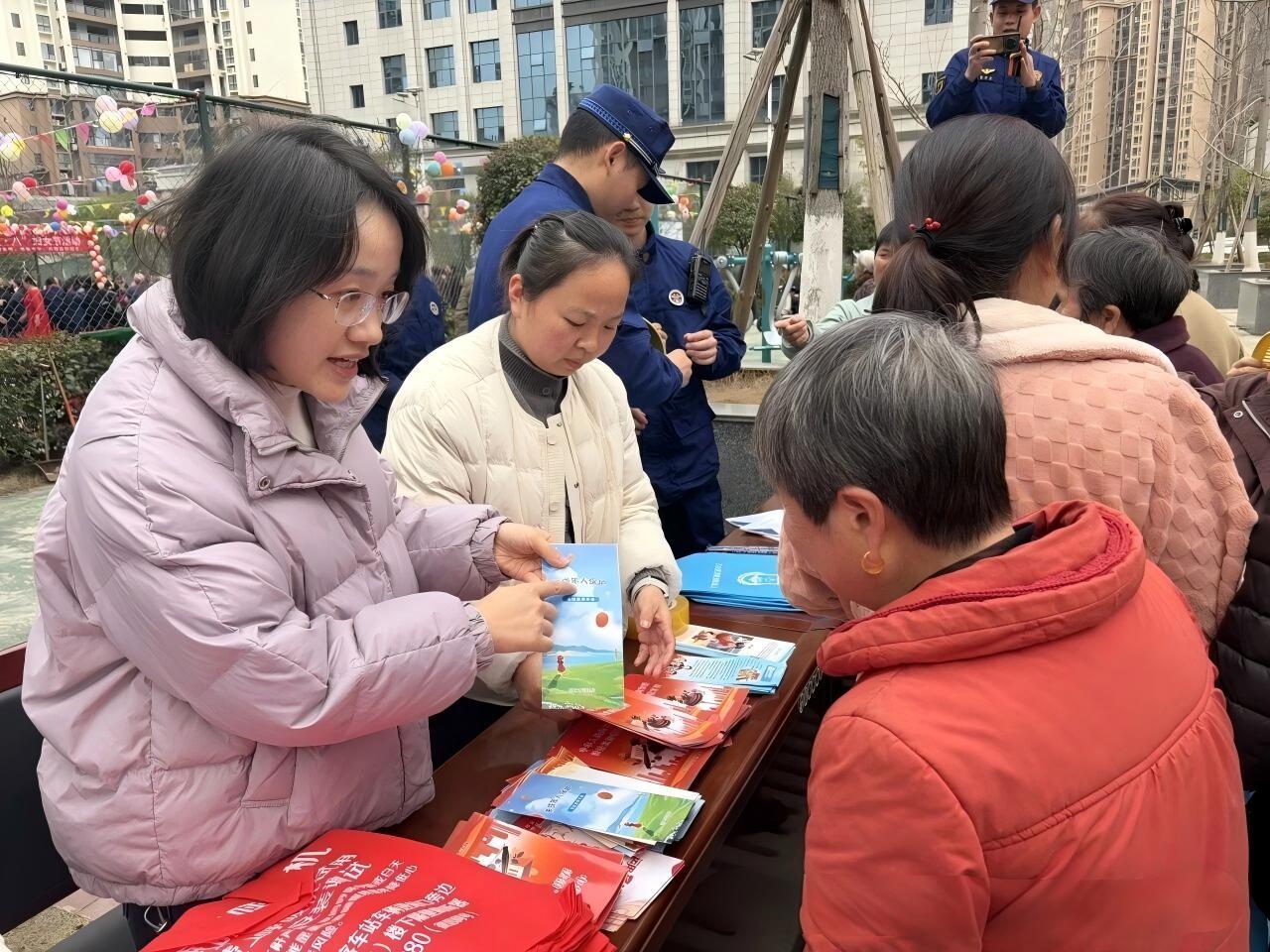 圖1活動現(xiàn)場.jpg 圖1活動現(xiàn)場.jpg