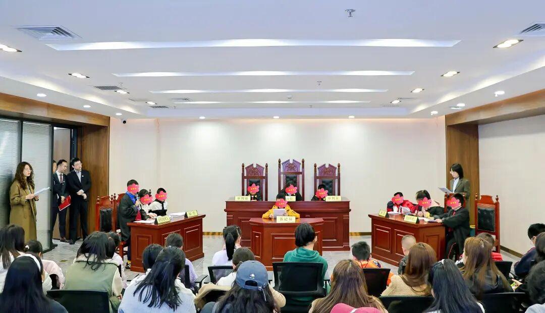 圖1 模擬法庭現(xiàn)場.jpg 圖1 模擬法庭現(xiàn)場.jpg