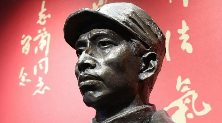 左權(quán)：別時(shí)容易見時(shí)難