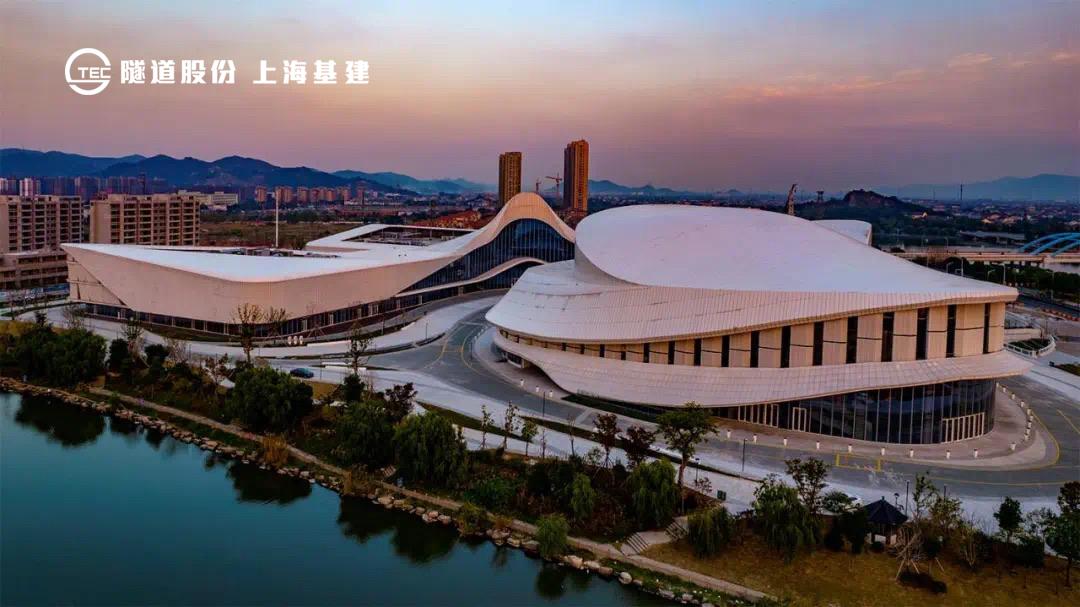 上海基礎(chǔ)設(shè)施建設(shè)發(fā)展（集團）有限公司